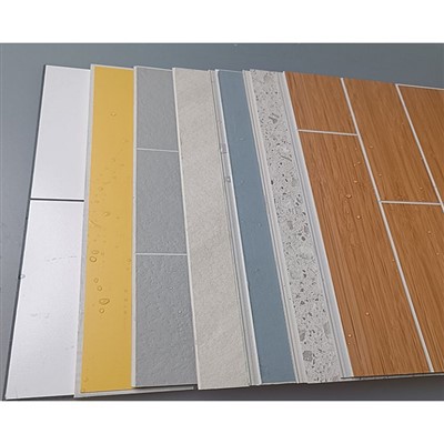 แผ่นผนังเปียกสำหรับอาบน้ำ